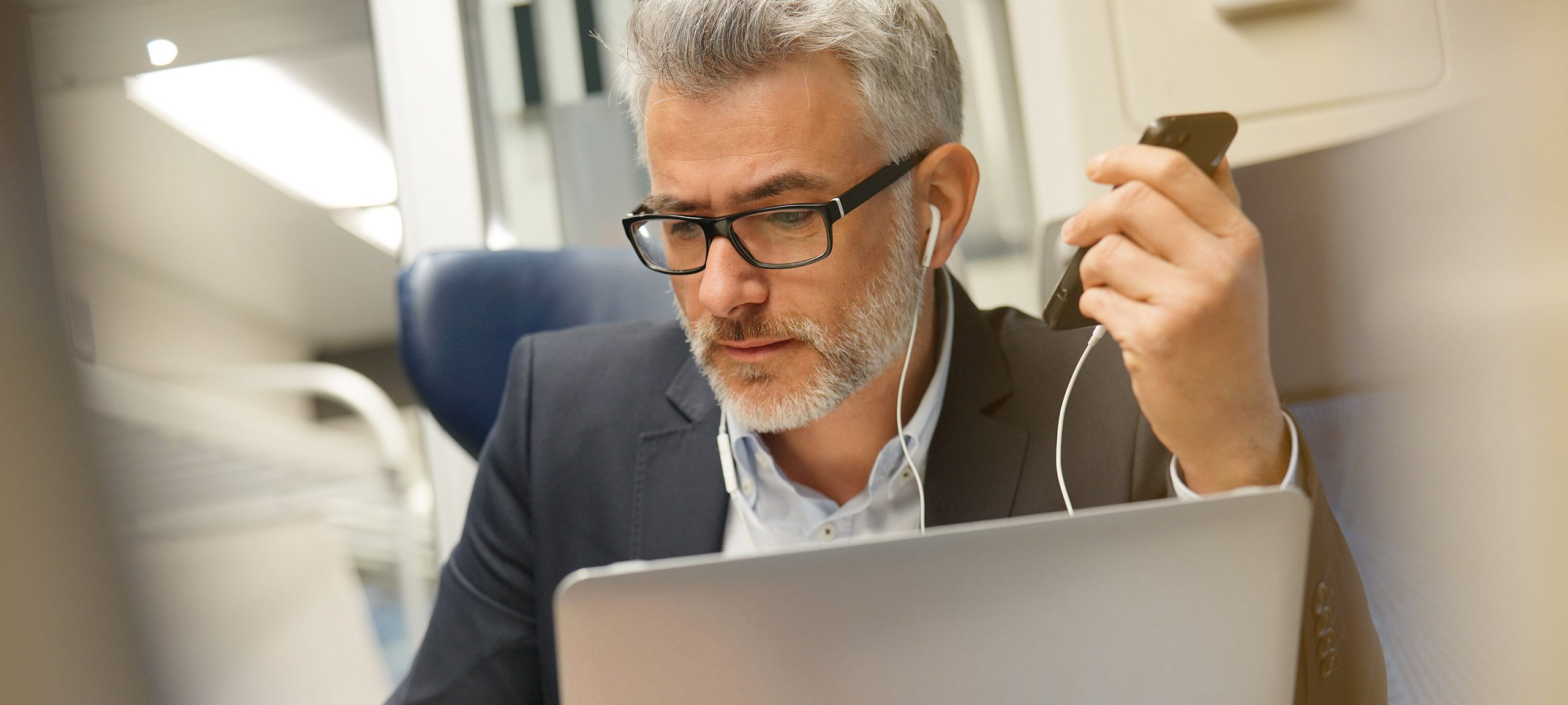 Man begint een conference call